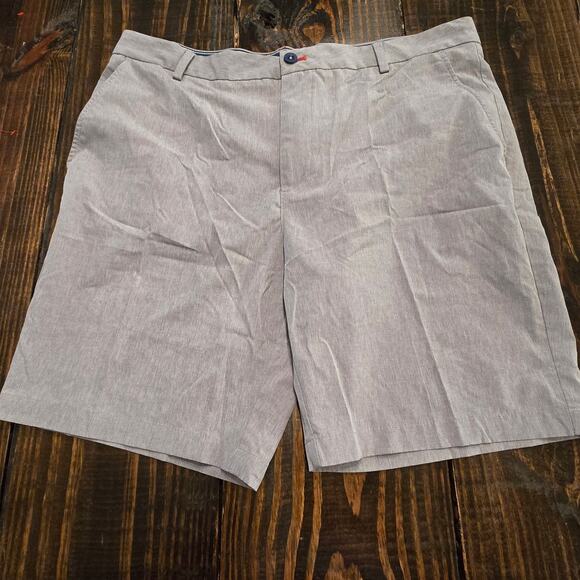 IZOD Men's Hybrid Gray Golf Shorts Short's Size 38 - Picture 1 of 5